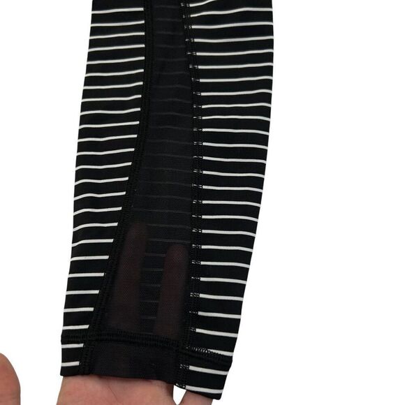 Lululemon Train Times Pant 25" Inseam Parallel Stripe Black and White Size 4 - Picture 7 of 8